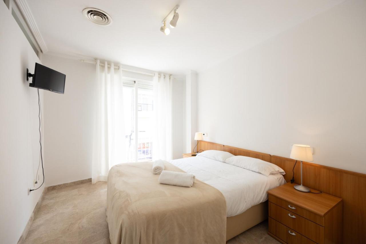 Apartamentos Turisticos Alba Картахена Экстерьер фото
